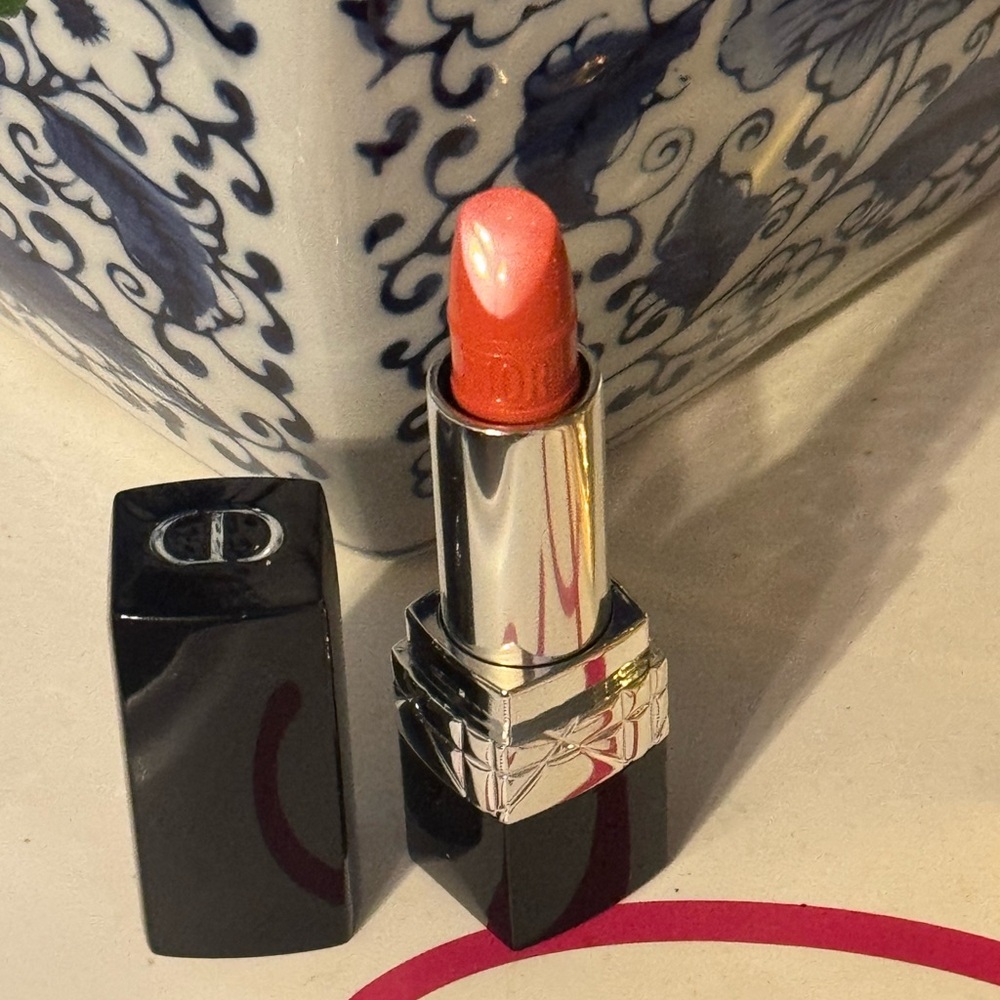 Dior Vibrant Silky Coral Satin 540 Lipstick
